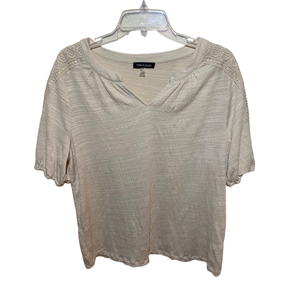 Cable & Gauge Womens 1X Cream Textured Knit Crochet Lace Trim Split V-Neck Top